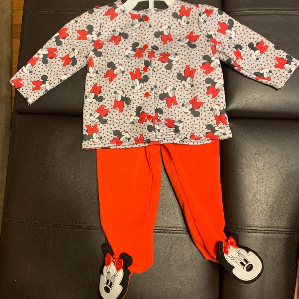 Minnie Mouse Outfit